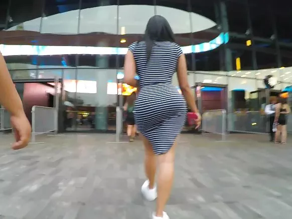 Mbuzi yikuru ya voyeur mu diresi lakufipa lakukhora.